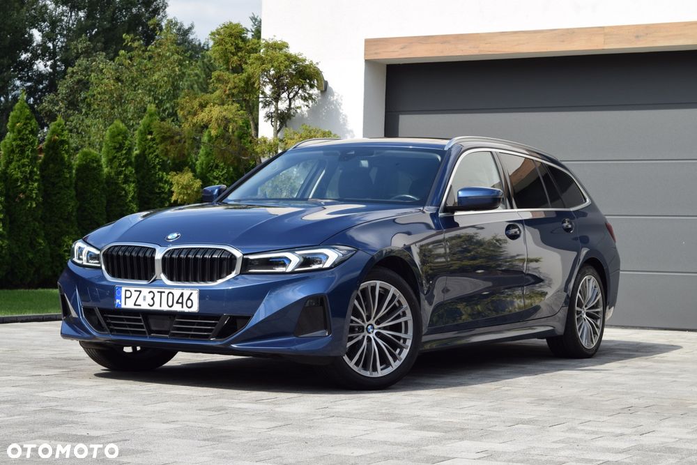 BMW Seria 3 320d xDrive Luxury Line sport - 37