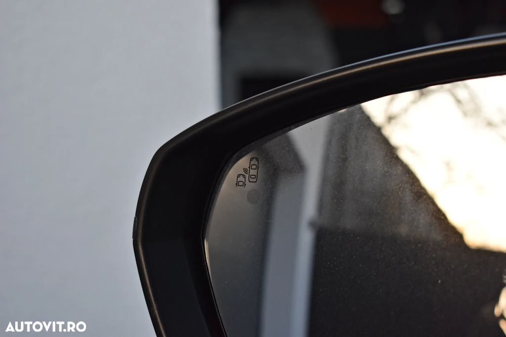 Peugeot 3008 PureTech 130 Stop & Start GPF EAT8 Allure Business-Paket - 22