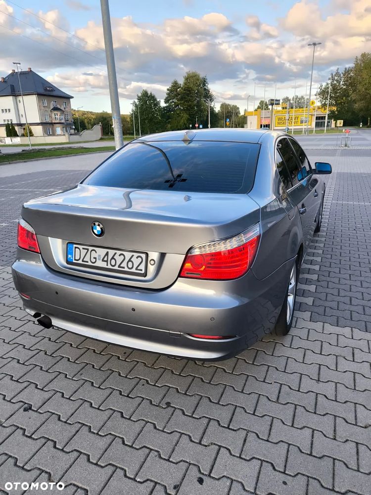 BMW Seria 5 520d - 27