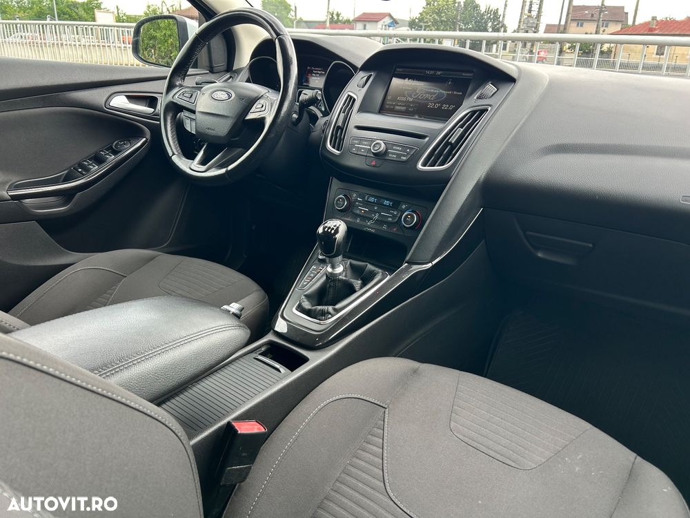 Ford Focus 2.0 TDCI Titanium - 9