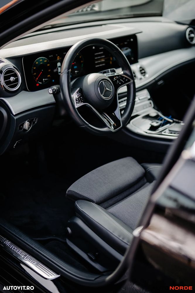 Mercedes-Benz E 300 de 9G-TRONIC AMG Line - 30