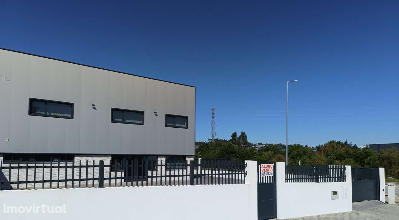 ARMAZÉM Comercial NOVO – Z. I. PERM – SANTA MARIA DA FEIRA - Grande imagem: 2/15