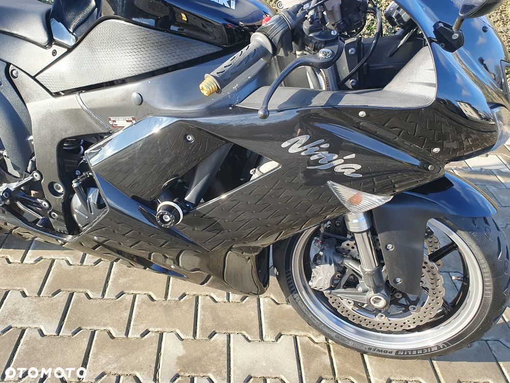 Kawasaki ZX - 16