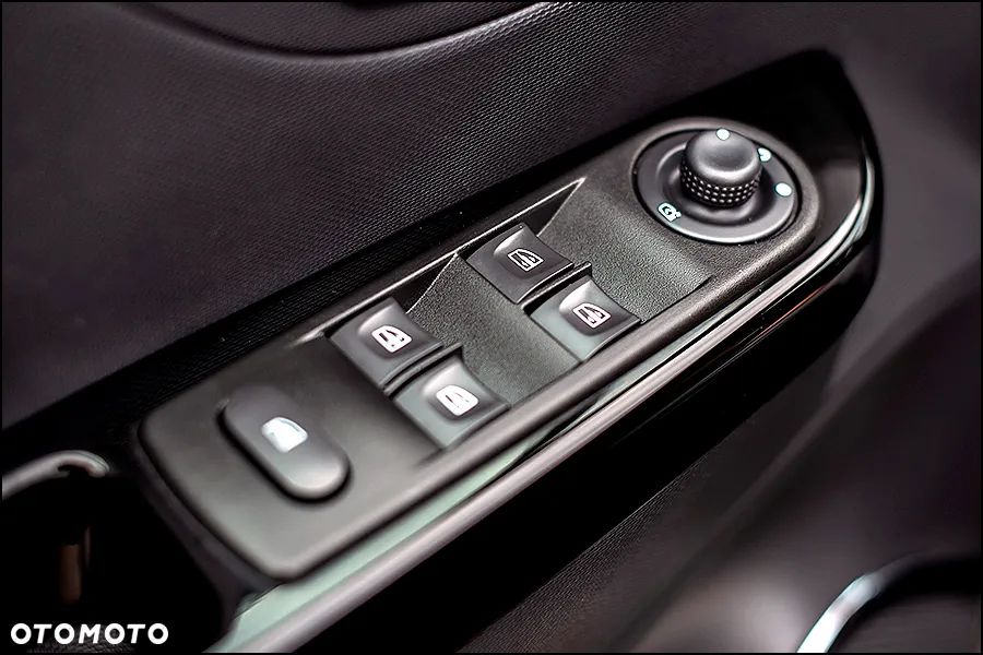 Renault Captur - 29