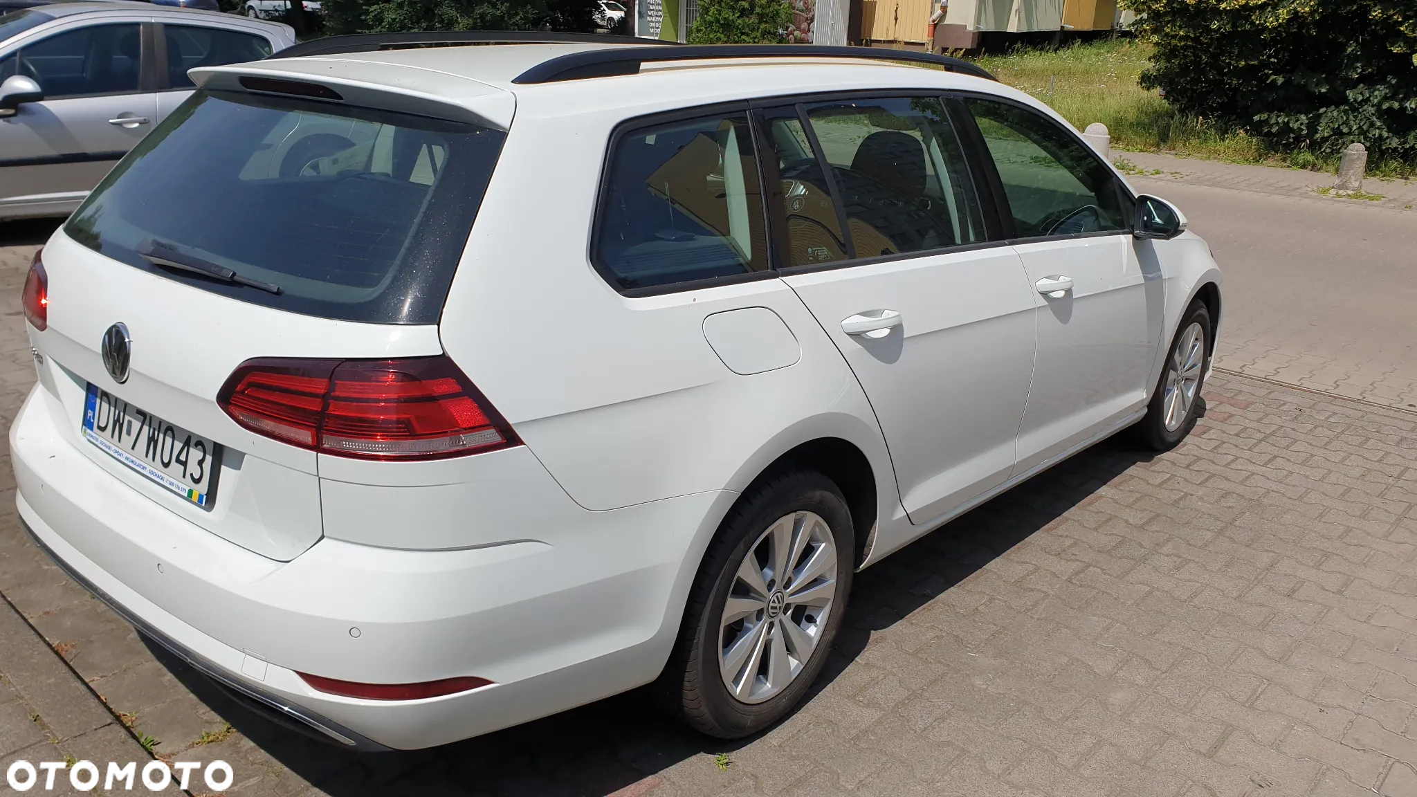 Volkswagen Golf VII 1.6 TDI BMT Comfortline - 13