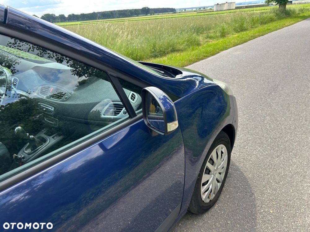 Renault Grand Scenic - 36