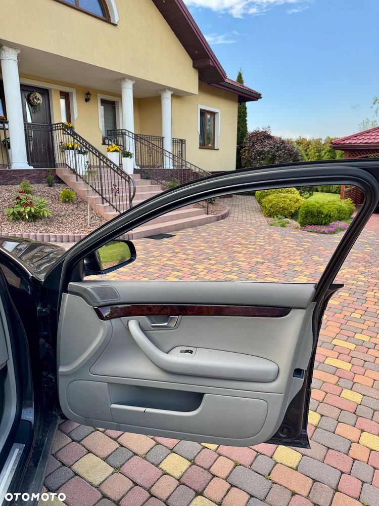 Audi A4 Avant 2.0 TDI Multitronic - 24
