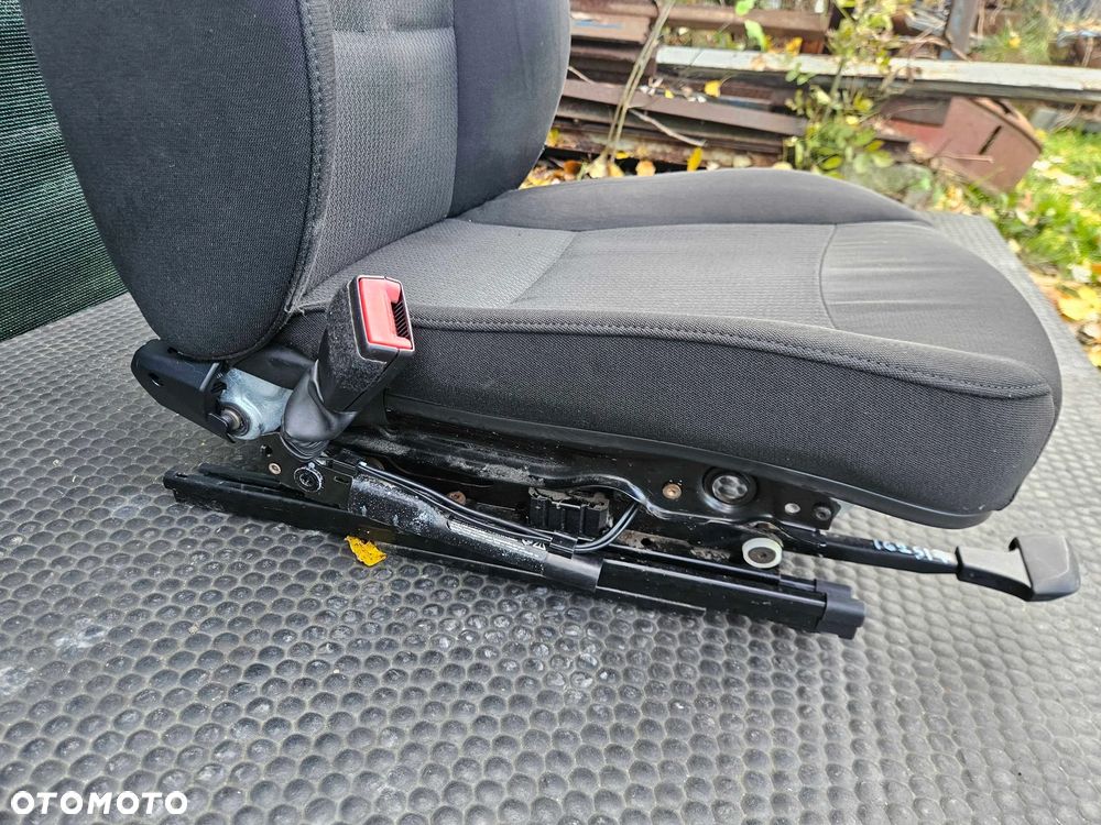 Fotel Kierowcy Siedzenie Welur Czarny Zagłówek BMW 3 E90 E91 2009r Lift LCI - 18