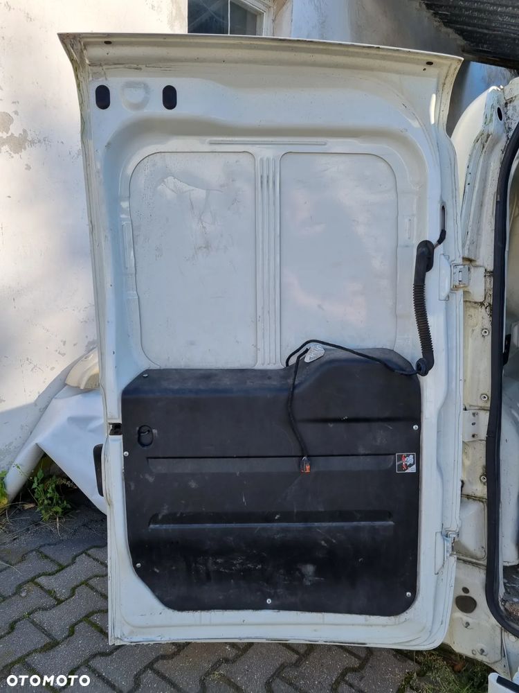 DRZWI LEWE TYŁ OPEL COMBO D FIAT DOBLO II 10-22r. - 2
