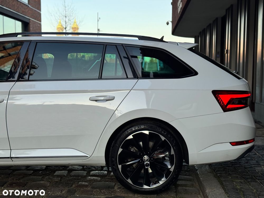 Skoda Superb 2.0 TDI SCR Sportline DSG - 23