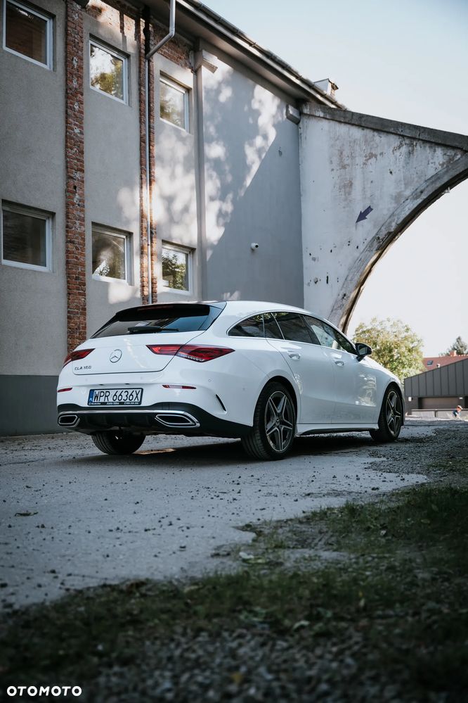 Mercedes-Benz CLA 180 AMG Line 7G-DCT - 36