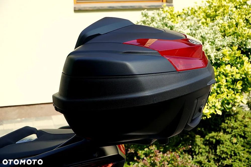 Yamaha X-max - 22