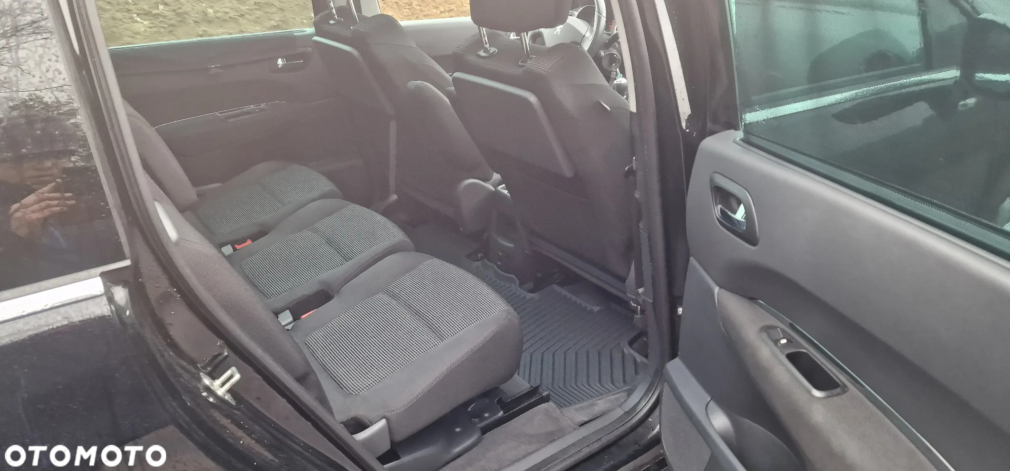 Peugeot 5008 1.6 THP Business Line 7os - 33