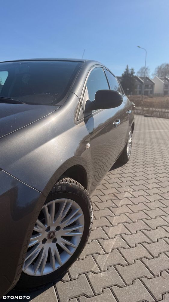 Fiat Bravo 1.6 Multijet 16V Dynamic - 17