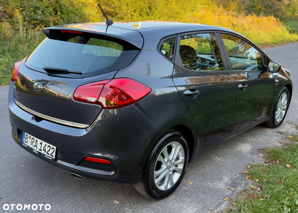 Kia Ceed 1.4 CVVT - 4