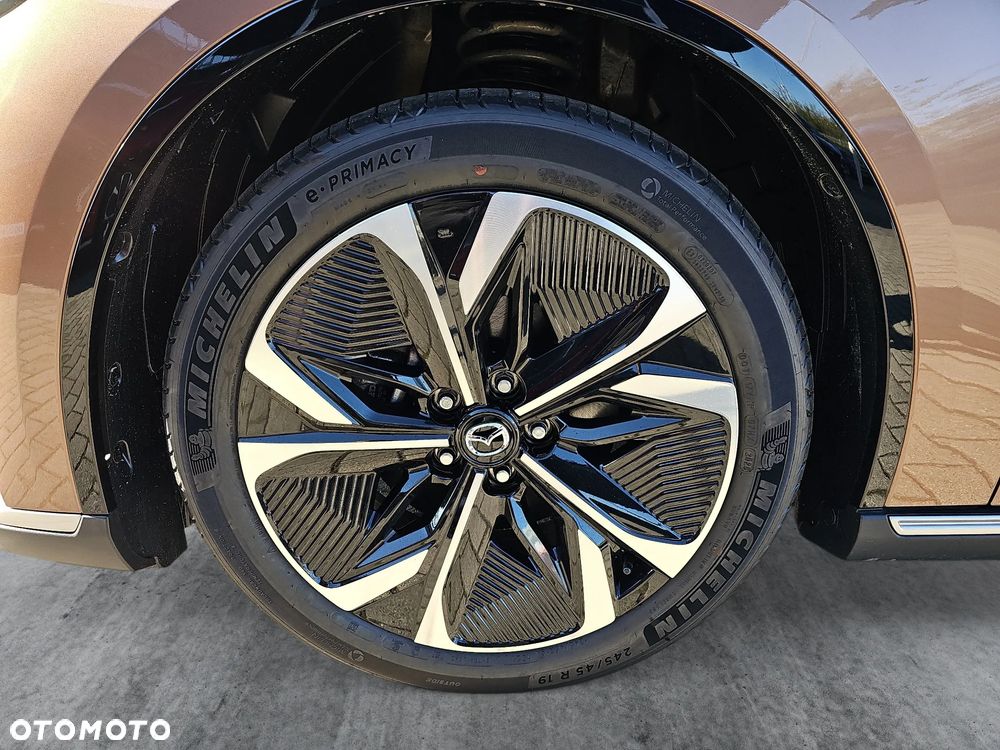 Mazda 6e 68.8kWh Takumi - 10
