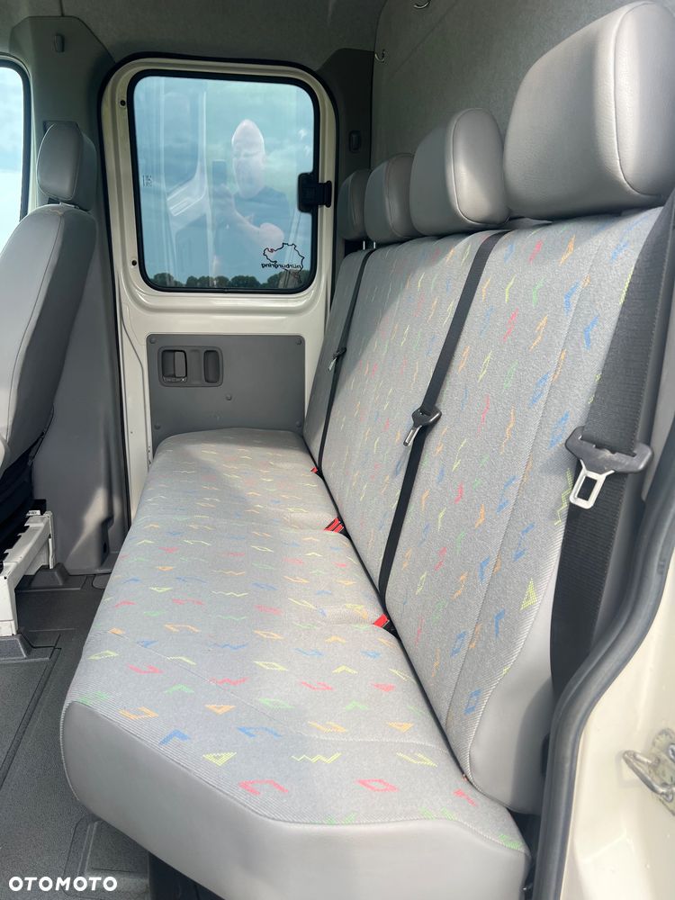 Volkswagen Crafter - 15