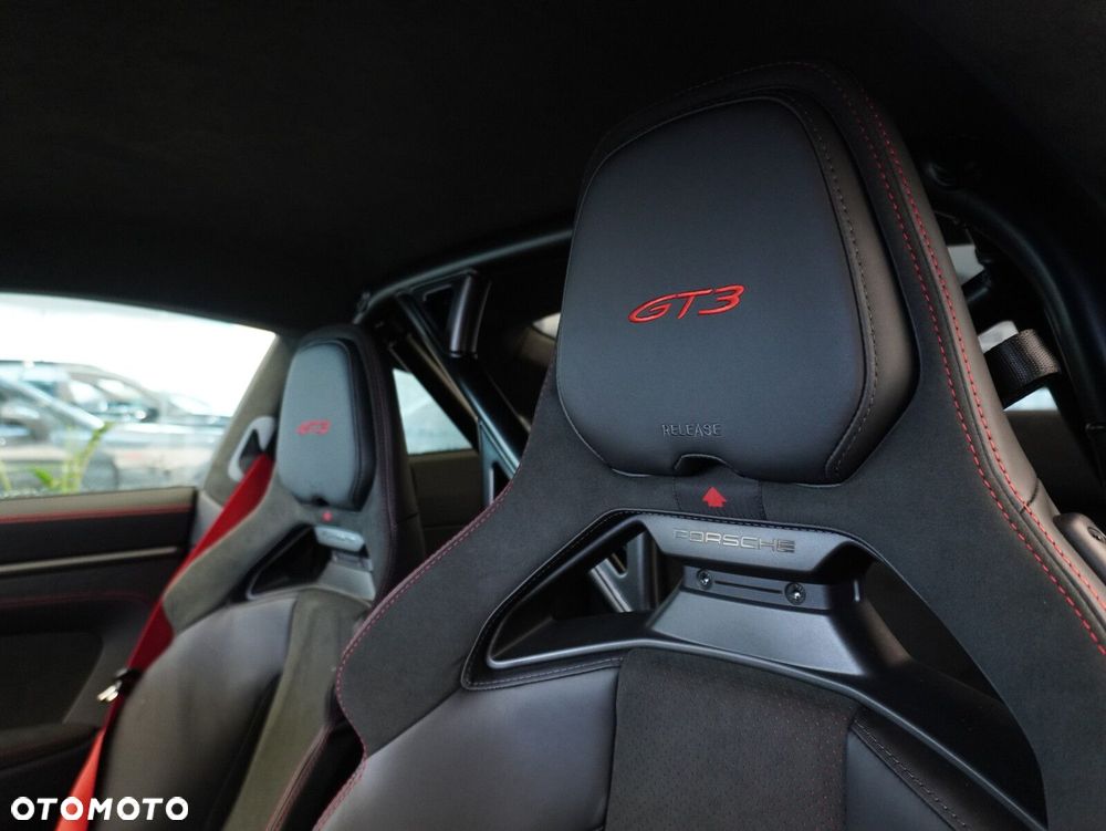 Porsche 911 GT3 PDK - 24