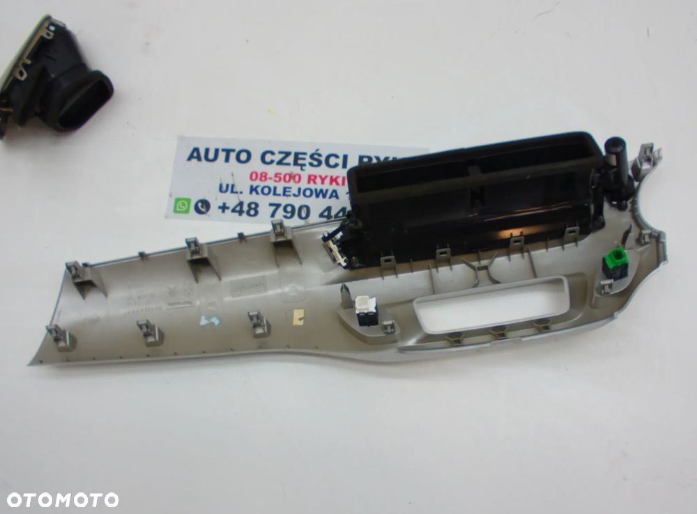 Citroen C3 lift Obudowa Osłona Kratka Nawiewu Konsola - 5