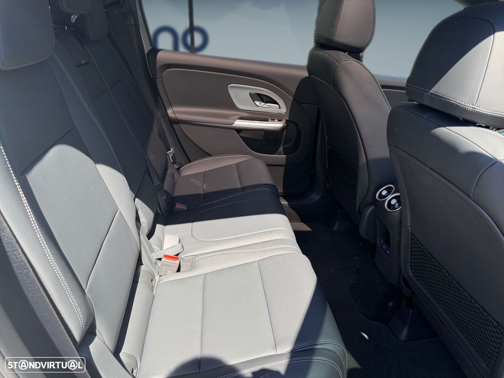Mercedes-Benz GLB 250+ EQ - 14