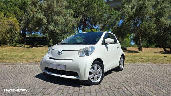 Toyota iQ 1.0 VVT-i 2 EP