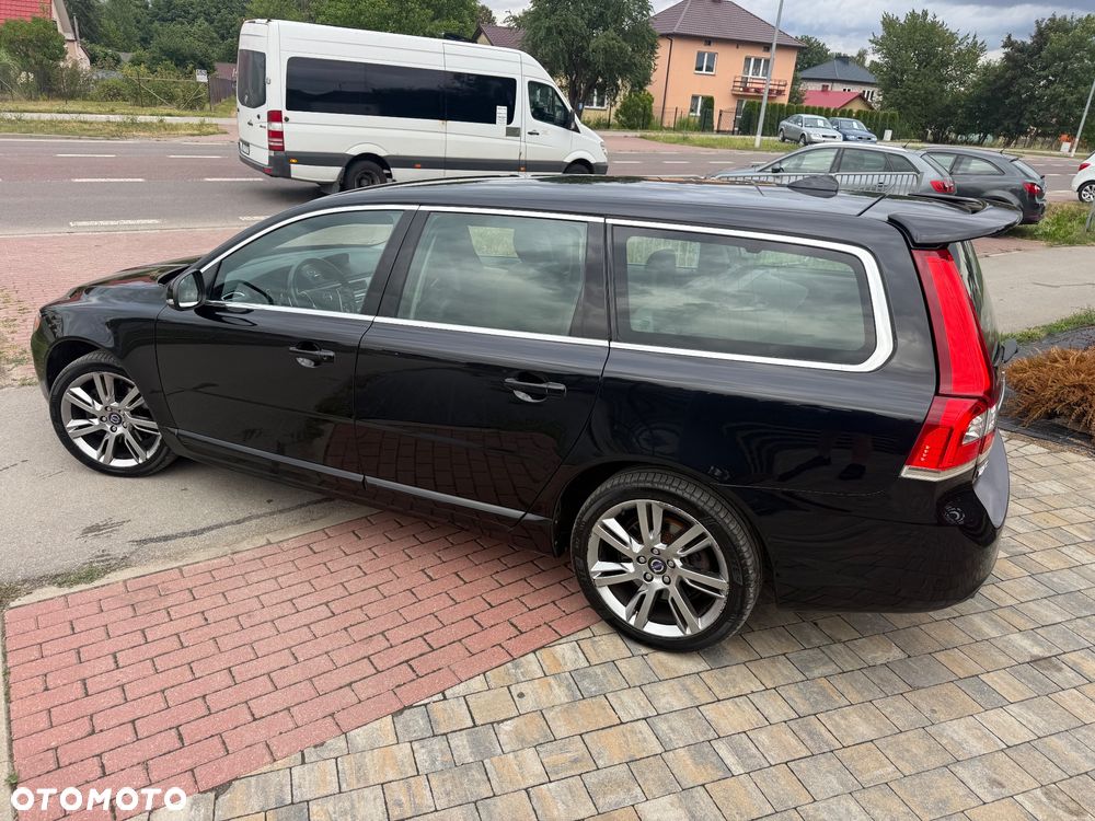 Volvo V70 D5 AWD Dynamic Momentum - 5
