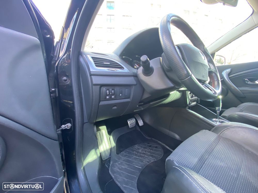 Renault Mégane Sport Tourer 1.5 dCi GT Line EDC - 13