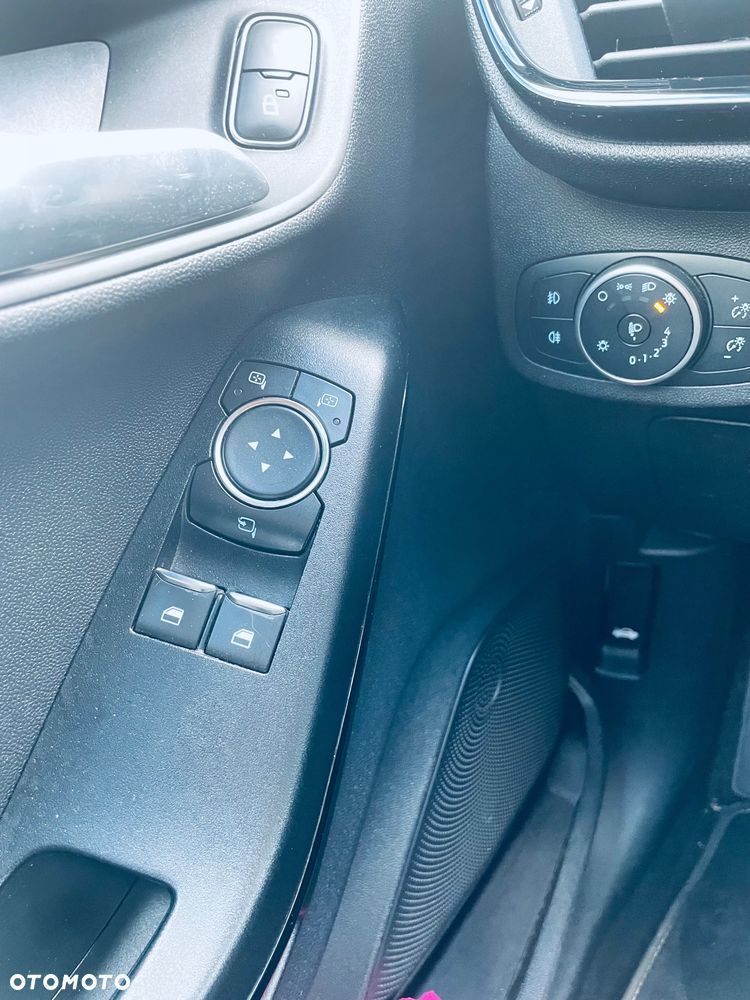 Ford Fiesta 1.1 SYNC Edition - 21
