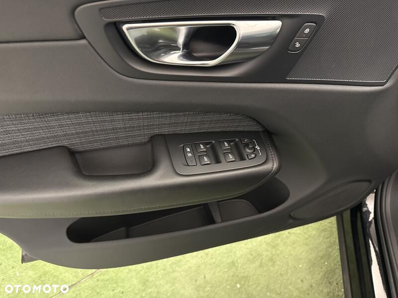 Volvo XC 60 - 12
