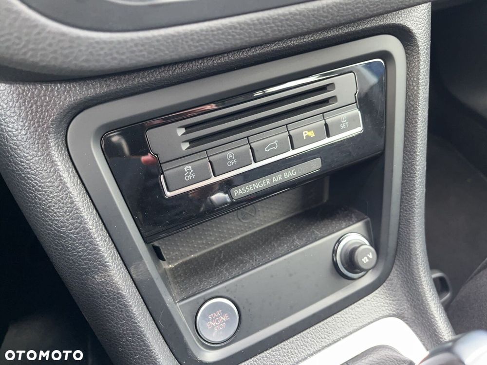 Volkswagen Sharan 2.0 TDI BMT Comfortline DSG - 29