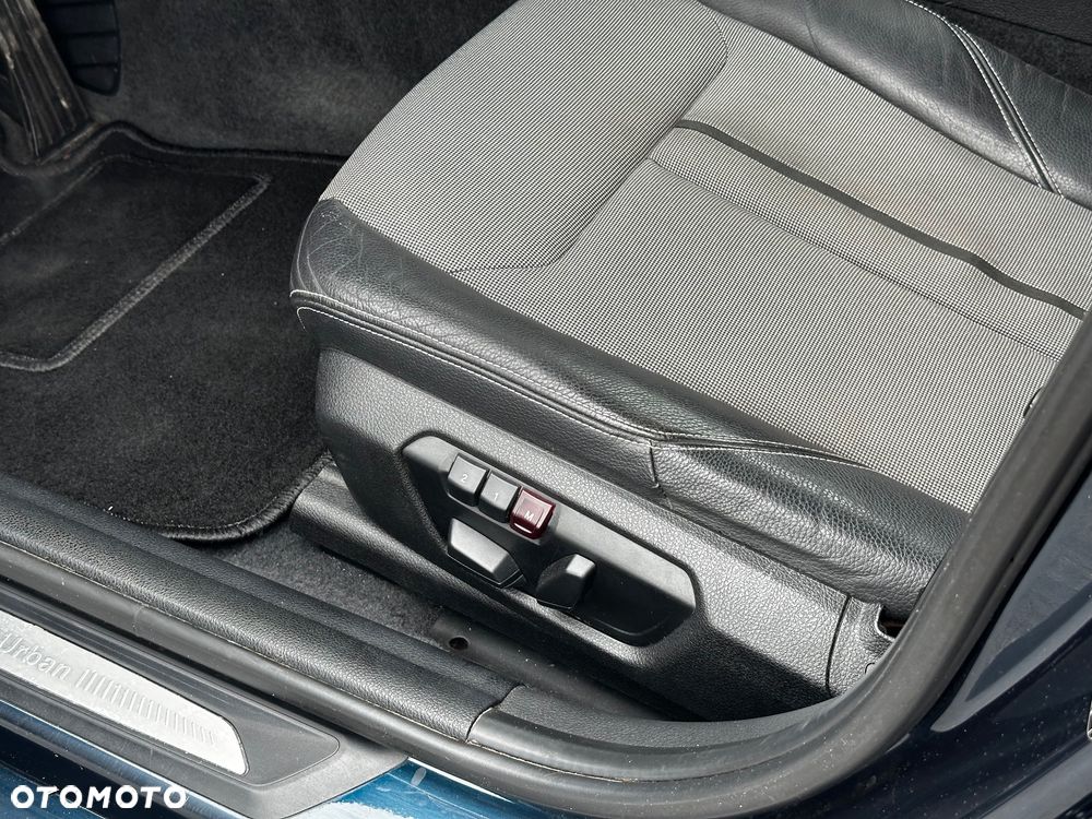BMW Seria 1 118i Urban Line - 16