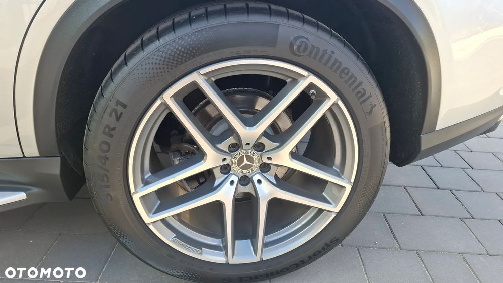 Mercedes-Benz GLE - 37