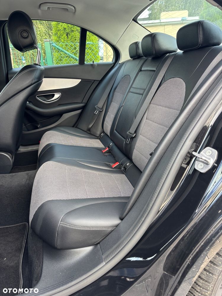 Mercedes-Benz Klasa C 220 (BlueTEC) d 7G-TRONIC - 13