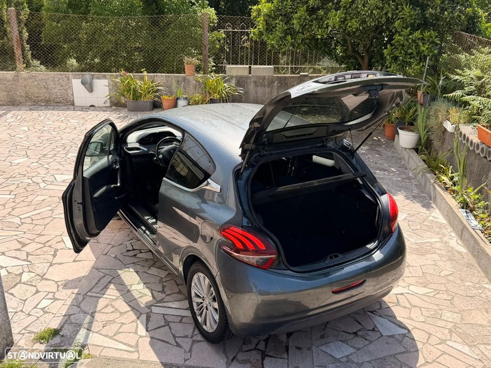 Peugeot 208 1.2 PureTech Allure - 7