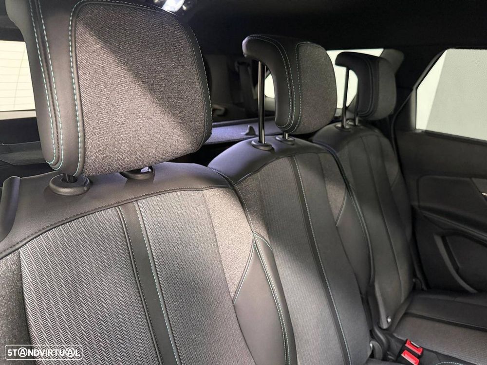 Peugeot 5008 1.5 BlueHDi Allure Pack EAT8 - 18