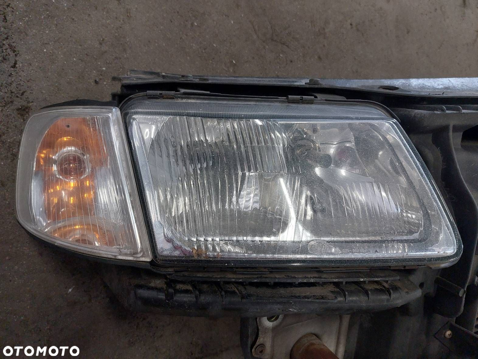 PAS PRZEDNI WZMOCNIENIE CZOŁOWE + CHŁODNICE + LAMPY AUDI A3 8L 1.8 T - 7
