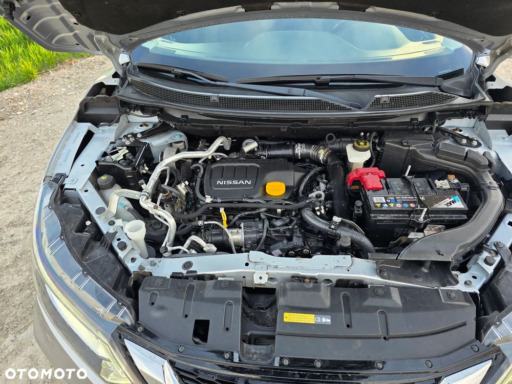Nissan Qashqai 1.6 DCi Xtronic TEKNA - 25