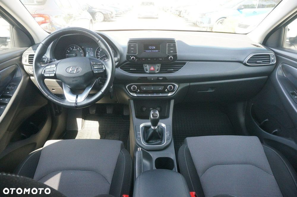Hyundai i30 1.0 T-GDI Modern - 10