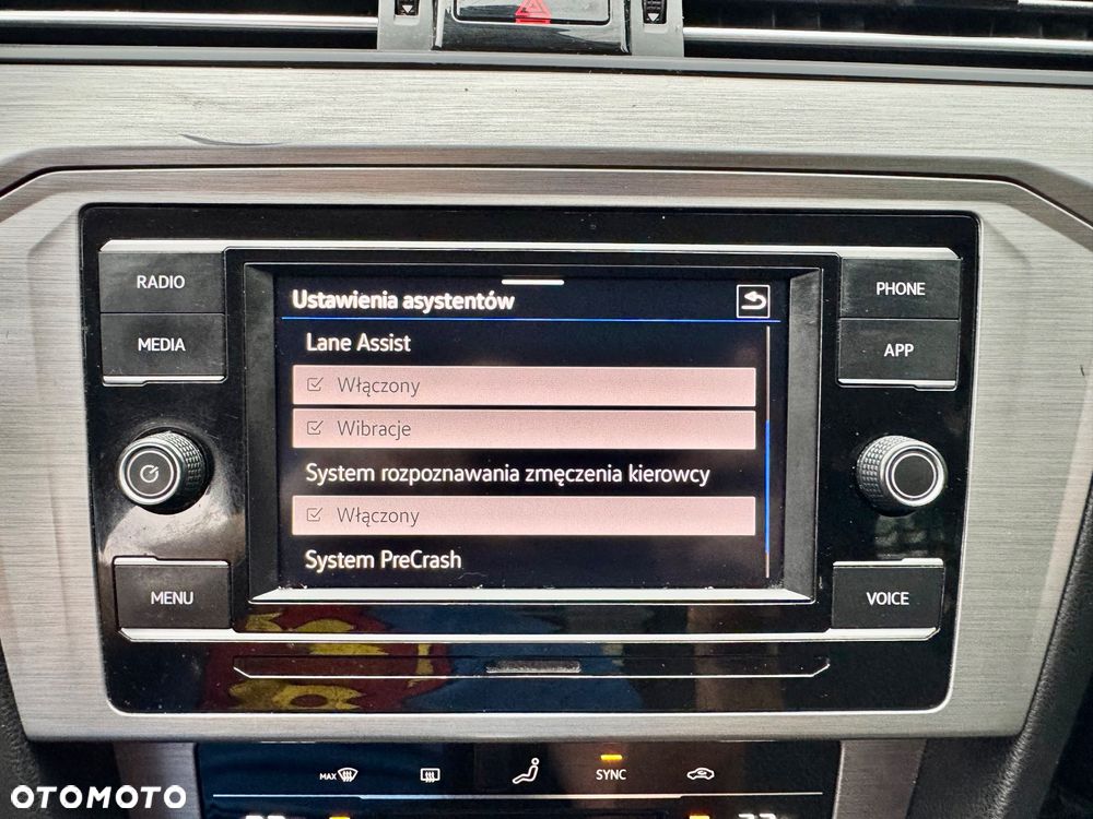 Volkswagen Passat 1.5 TSI EVO Business DSG - 29