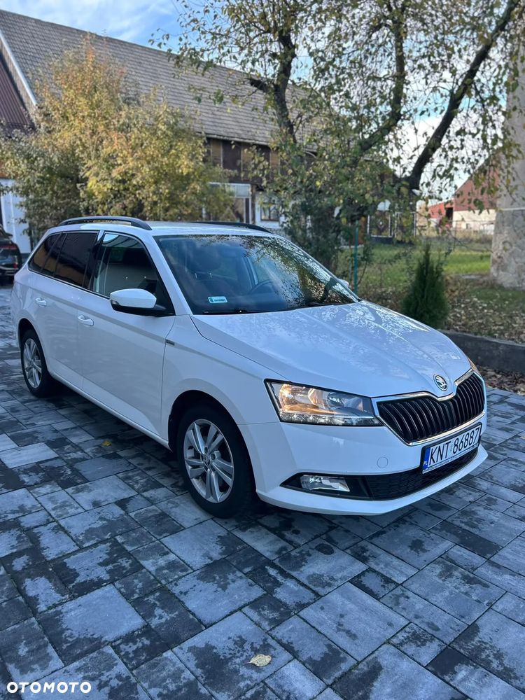 Skoda Fabia - 11
