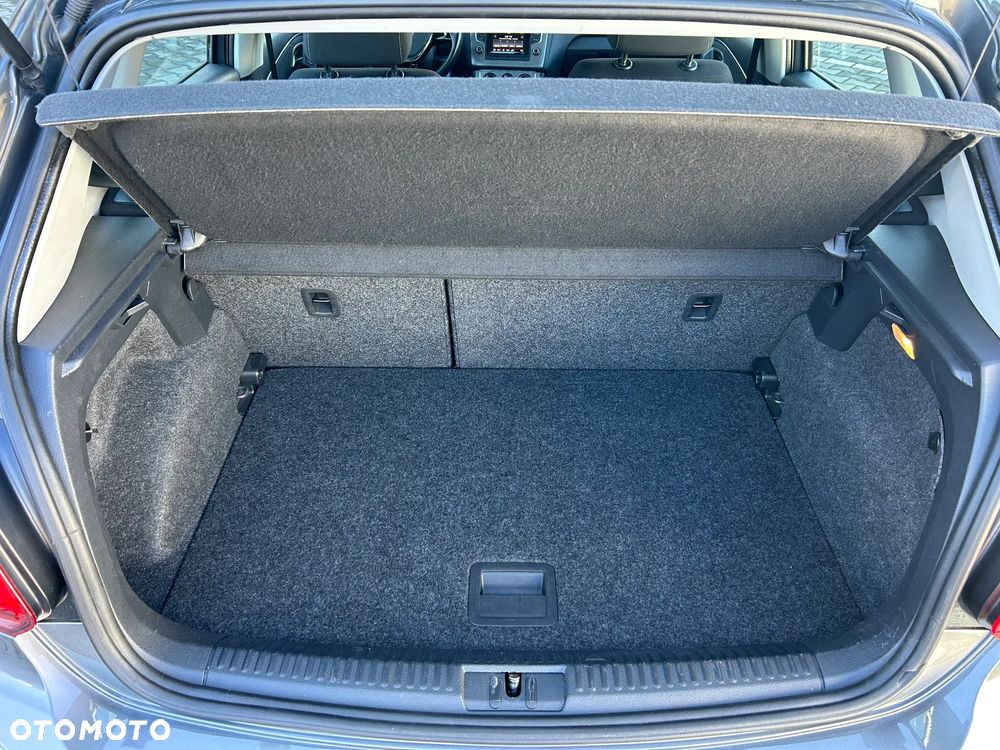 Volkswagen Polo - 28