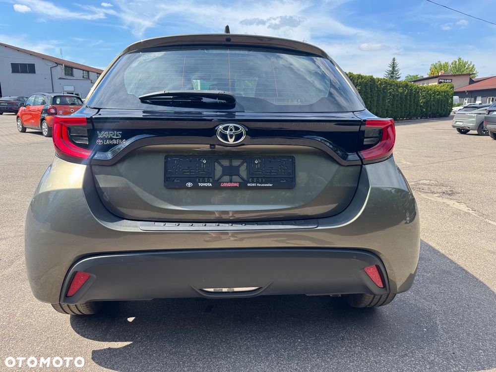 Toyota Yaris 1.5 VVT-iE Elegant - 8