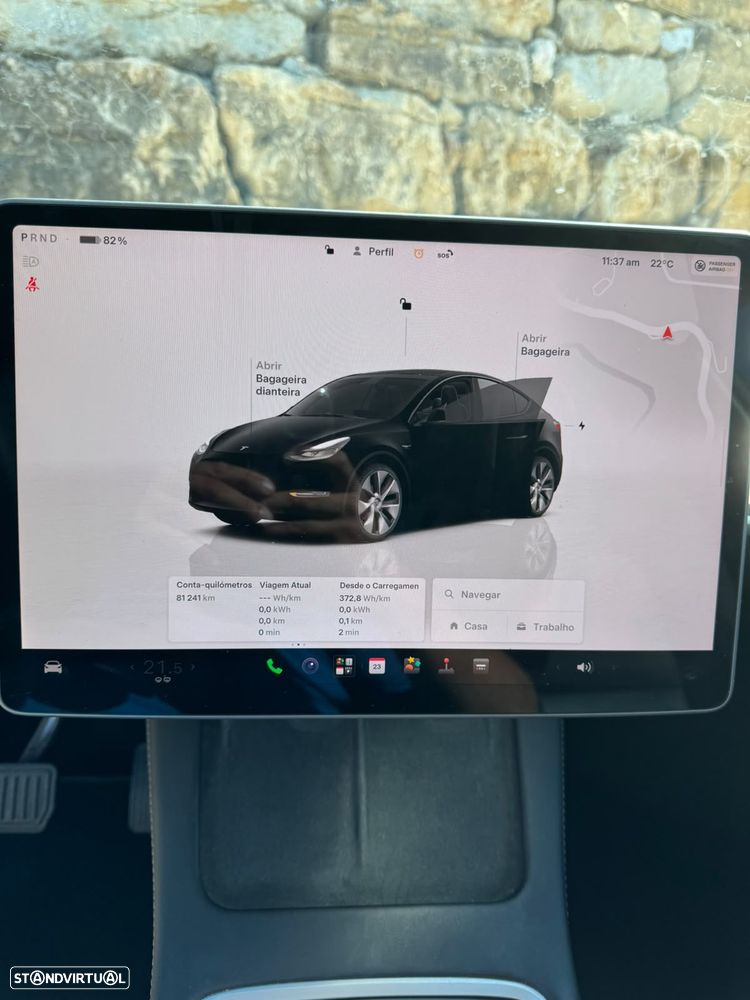 Tesla Model Y - 4