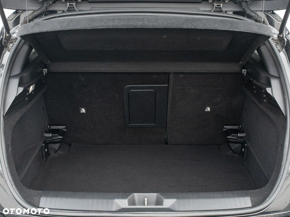 Opel Astra 1.2 T Elegance S&S - 26