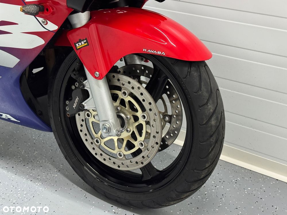 Honda CBR - 8