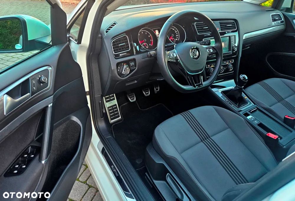 Volkswagen Golf 1.4 TSI BlueMotion Technology Allstar - 14