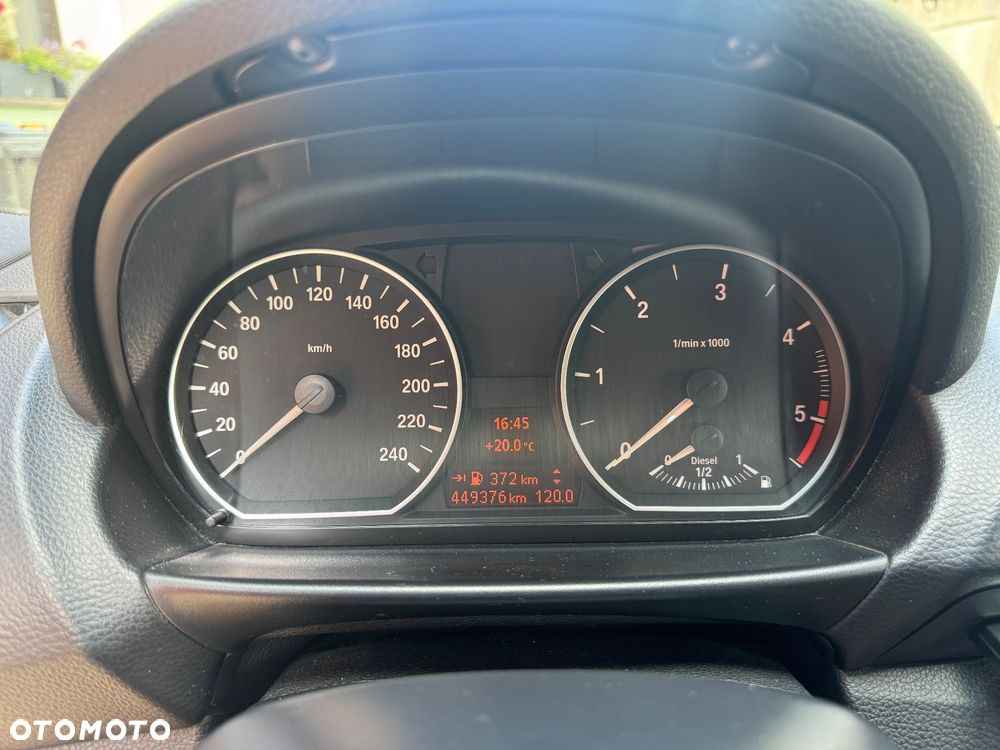 BMW Seria 1 118d - 10