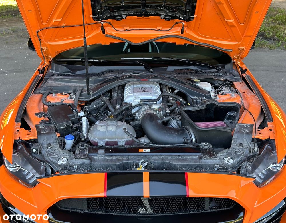 Ford Mustang - 24