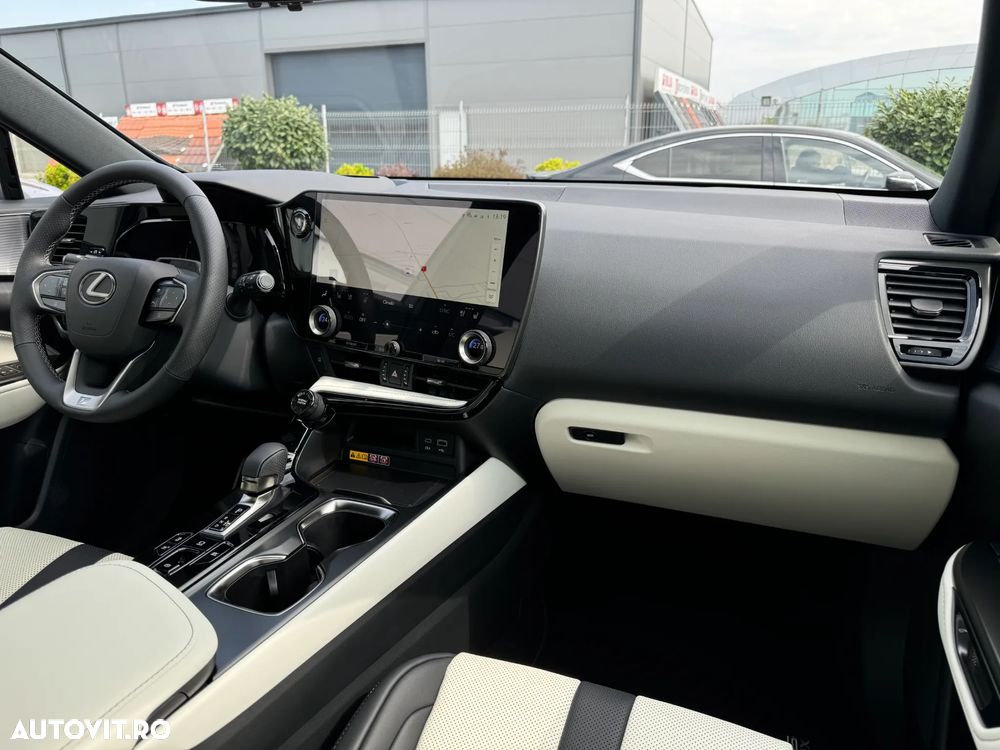 Lexus Seria NX 350h AWD CVT HEV F Sport - 24