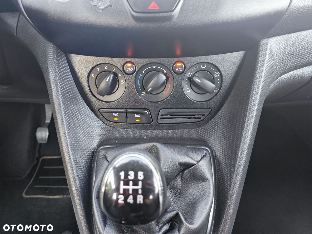 Ford Tourneo Connect Grand 1.5TDCi Ambiente - 31